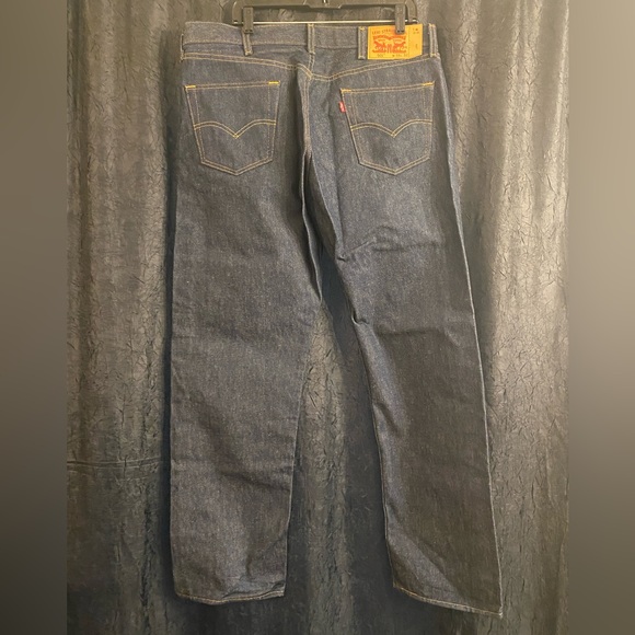 Levi’s Waterless 501 Dark Wash 38x32 - Picture 2 of 10